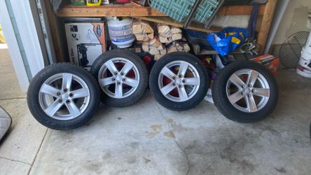 Stock Mitsubishi 16” alloy rims