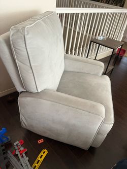 Glider / rocking chair
