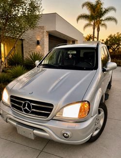 2000 Mercedes-Benz M-Class