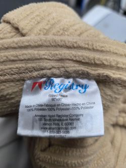 Used Luxuriously Thick breathable 100% Polyester wonder and Rippled Blankets