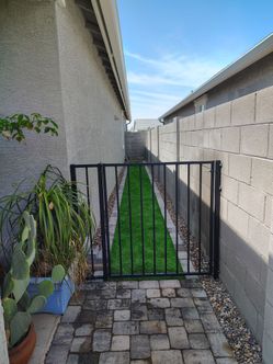 Dog run gate
