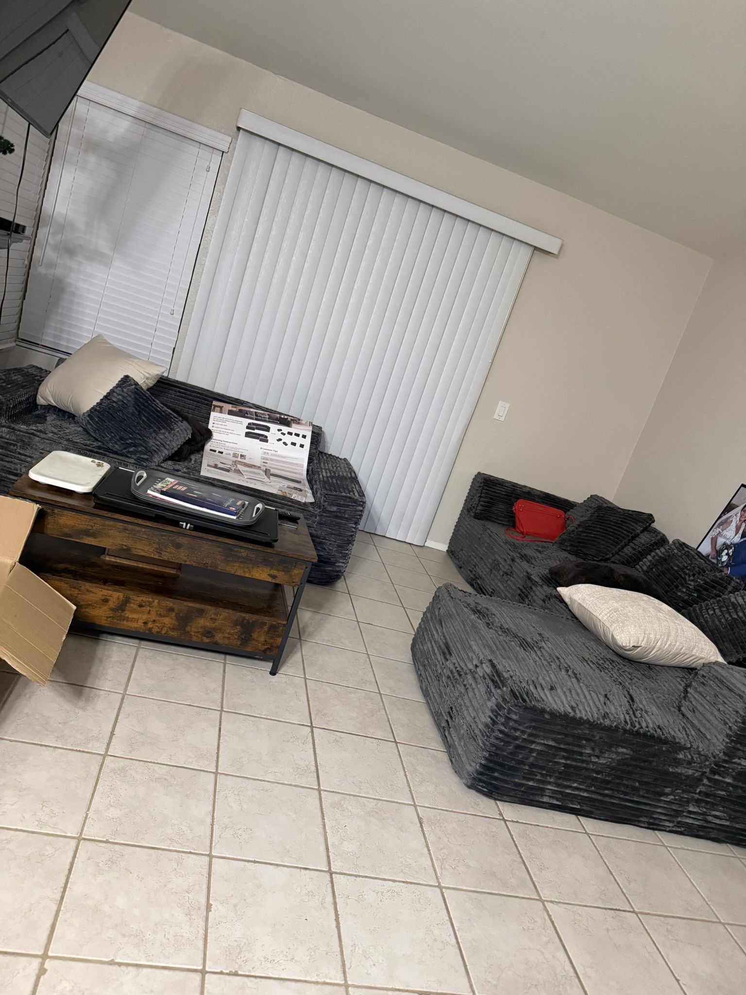 Amazon Boneless Couch Set