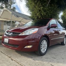 2008 Toyota Sienna
