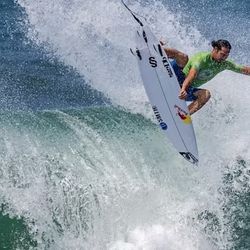 Surfboard 6’1 (brand New)