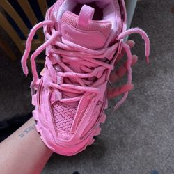 Balenciaga track runner pink 