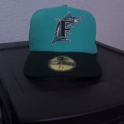 Florida Marlins Fitted Cap