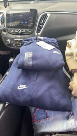 Nike shirt and sweatshirts