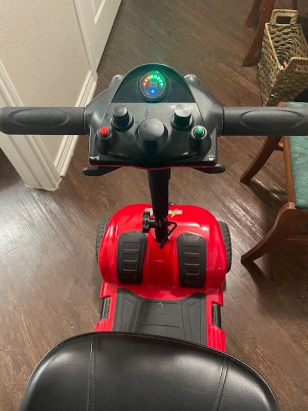 E-Wheel Medical + Scooter