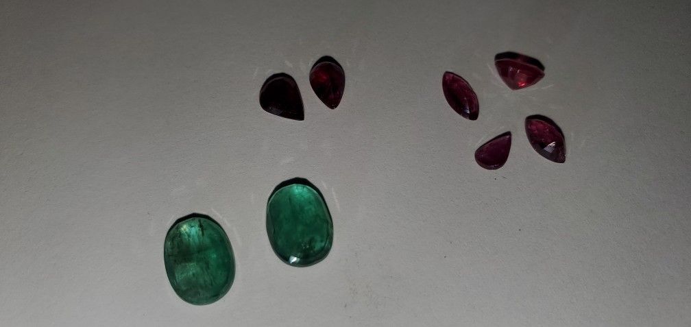 EMERALDS/RUBIES