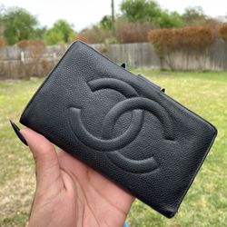 Chanel Wallet Authentic 