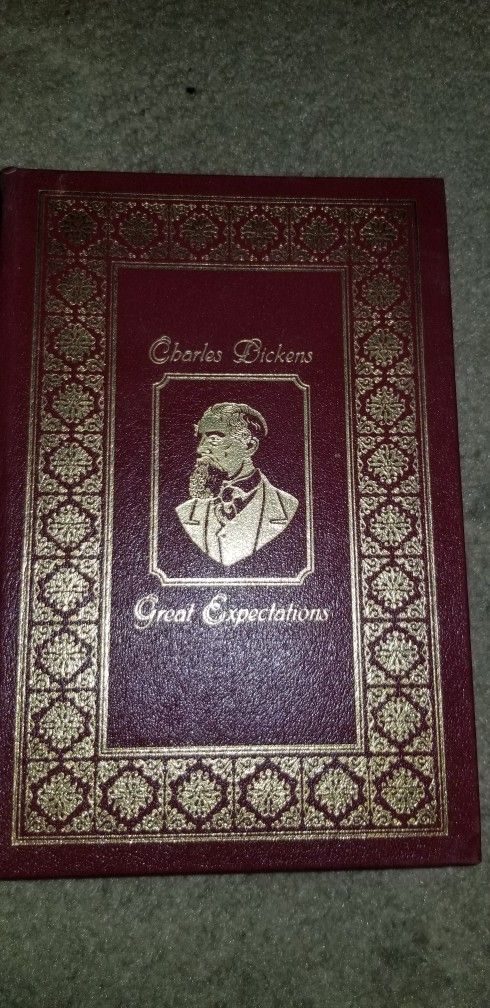 EASTON PRESS CHARLES DICKENS GREAT EXPECTATIONS IN VERY VERY GOOD CONDITION MUST PICK KENT EASTHILL 50$CASH ONLY NO TRADES OR DIGITAL PAYMENT