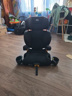 Chicco Kidfit Booster Seat