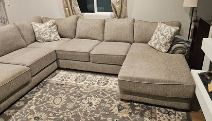 Sectional couch