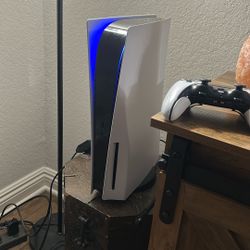 1TB PS5 DISC VERSION