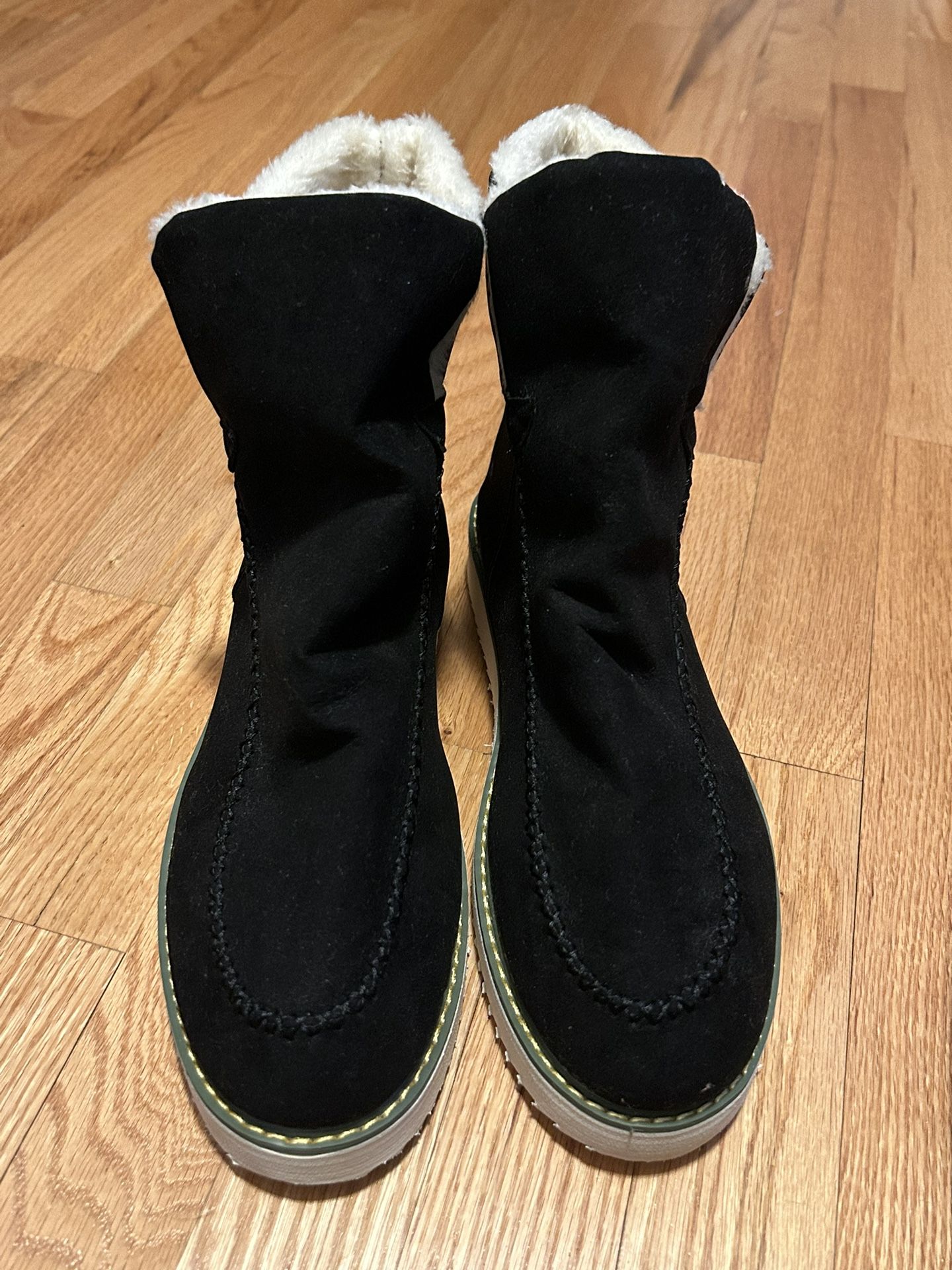 Women’s ankle snow boot black - EU size 40 (US 9)