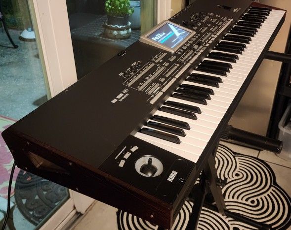 Korg Pa3 Limited Edition Arranger Keyboard