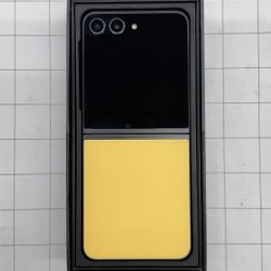 Samsung Galaxy Z Flip 5 Unlocked 📱
