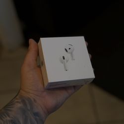 AirPods 4
