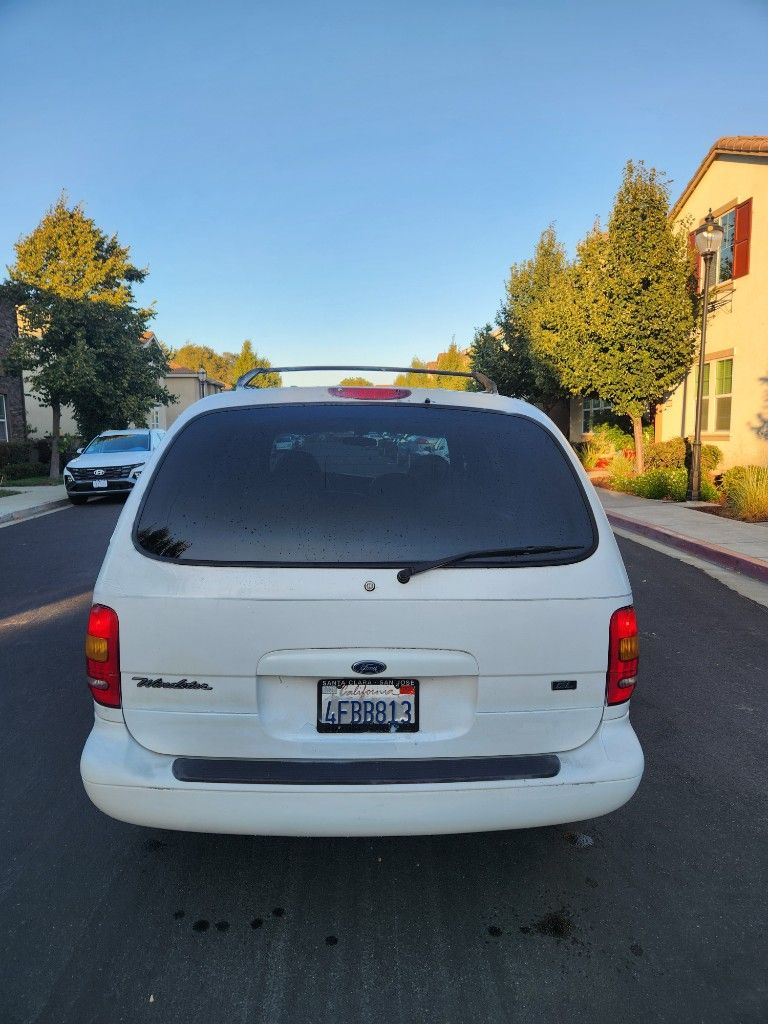 1998 Ford Windstar
