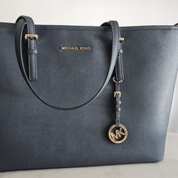 New Michael Kors Women's Shoulder Bag Jet Set Travel Leather Top Zip Tote Navy A