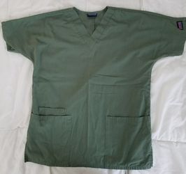 Cherokee scrubs top size XS