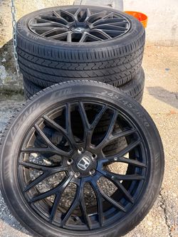 Honda 20" Black Alloy Wheels with 245/45ZR20 Tires