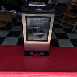 New master built electric smoker