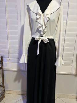 Women’s dress