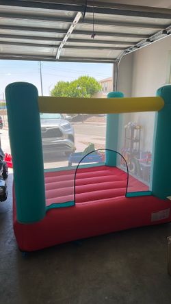 Playday kid jump house