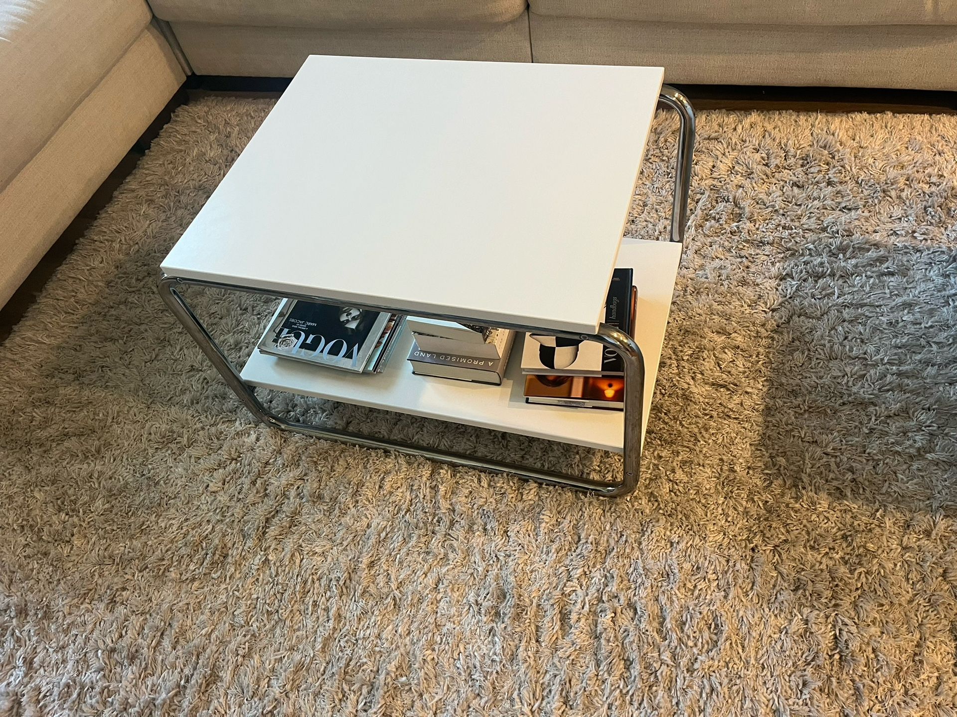 White coffee Table 
