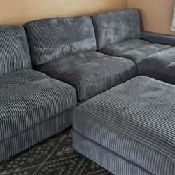 New 4 Piece Modular Sectional Couch with Comfy Wide Chaise! Free Delivery 🚚!