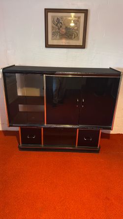 Entertainment center free