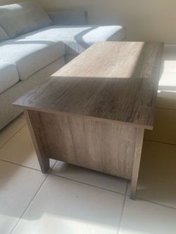 Lift Top Coffee Table with Storage – $50 OBO