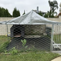 Dog Kennel with Roof 10x10