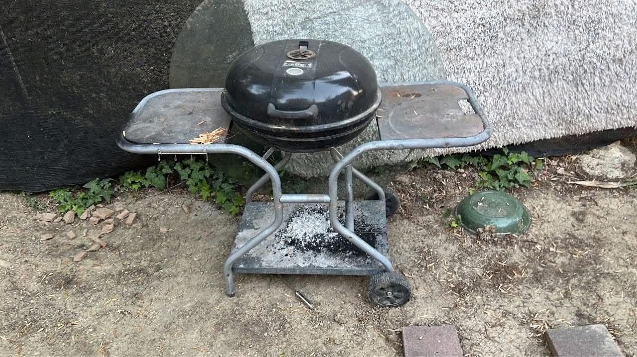 Free B B Q