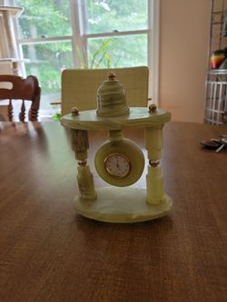 Onyx Stone Quartz Clock
