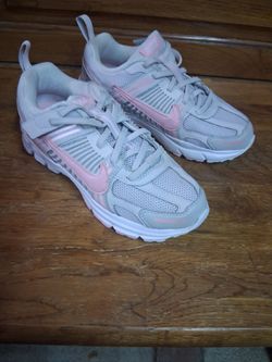 Nike Women's Running Sneakers Gray Pink
