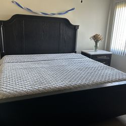 Welltern King Panel Bed with Mirrored Dresser and Nightstand For Sale