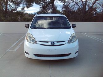 2008 Toyota Sienna