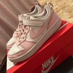 Girls Nike Court Size 1