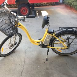 Dogleg Electric Bike Step-thru