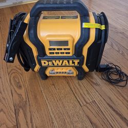 DEWALT DXAEPS14 Portable Jump Starter 2000 Peak Amp w/ Digital Compressor