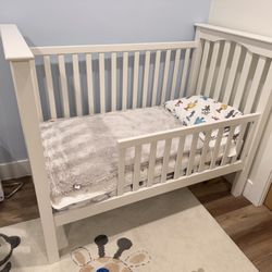 Pottery Barn Kids Kendall Convertible Crib