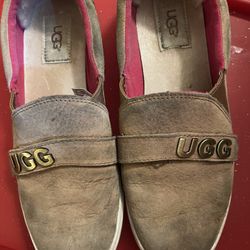 Uggs Slip On 