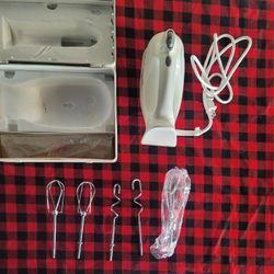Hamilton beach hand mixer