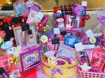 💐💕Mother’s Day Gift Bundle! Authentic brand new sealed gifts