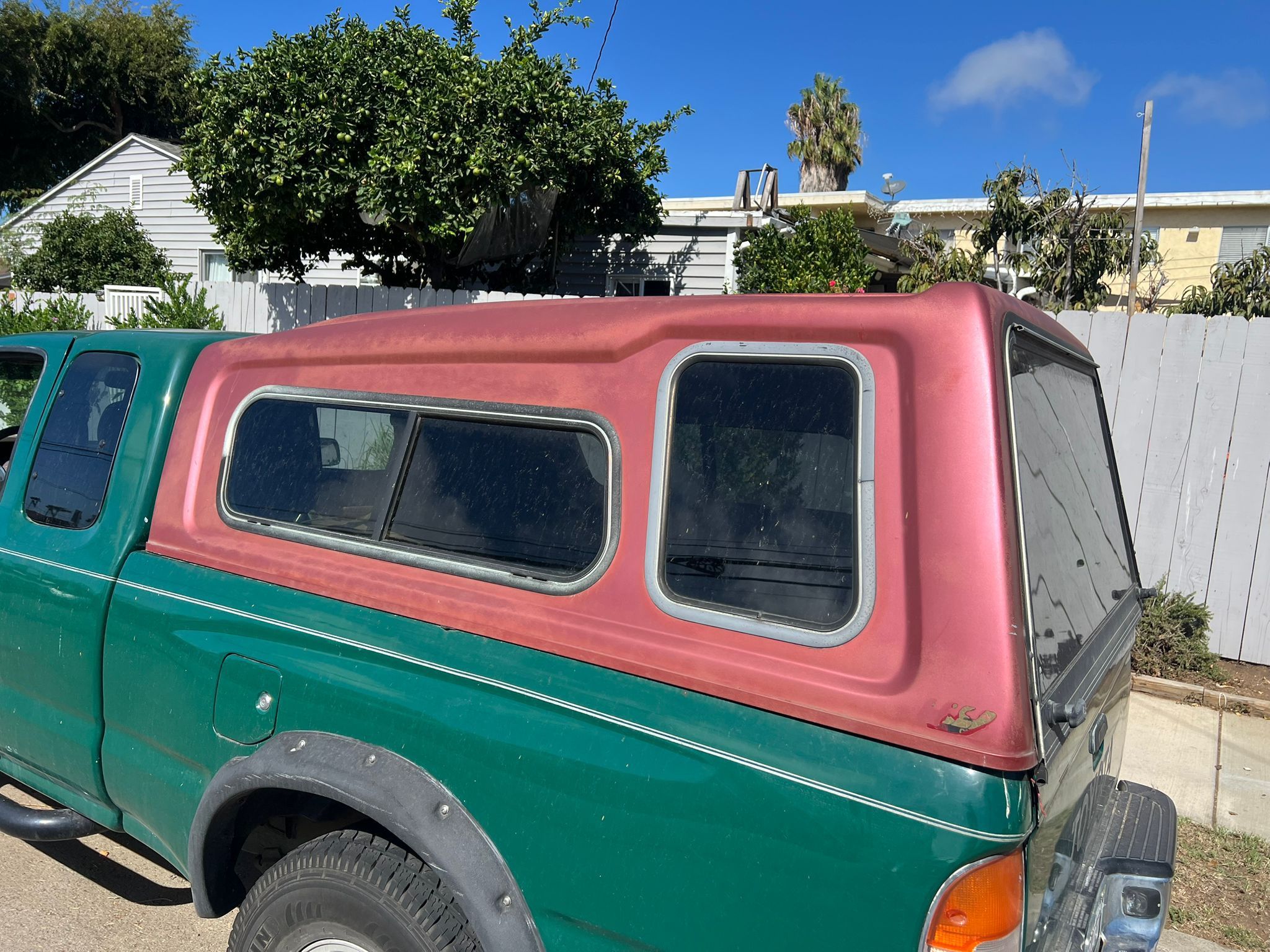 Toyota Tacoma CAMPER SHELL