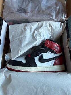 Jordan 1 Retro High OG (GS) - Size 1Y