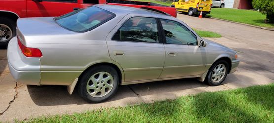 2000 Toyota Camry