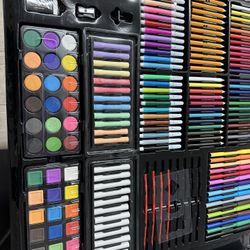 Ultimate Art Set 500 Pc